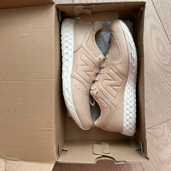 New Balance 574 Fresh Farm Runners - Picture 5 of 8